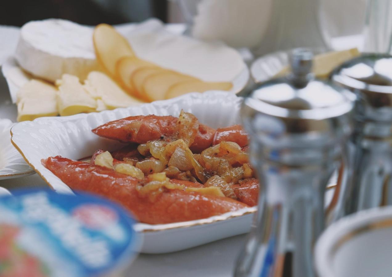Zajazd Restauracja Paradise Czaplinek Εξωτερικό φωτογραφία